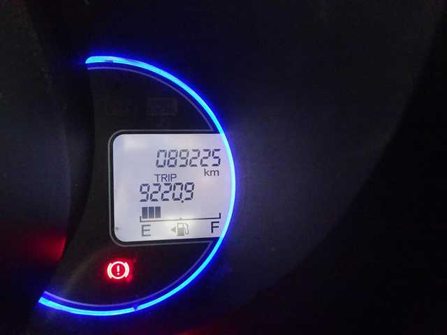 ホンダ Ｎ ＢＯＸ カスタム G SSパッケージ 静岡県 2015(平27)年 9万km スマートブラック ワンオーナー/禁煙車/純正Gathers SDナビ/（CD/DVD/BT/SD/フルセグTV）/ステアリングリモコン/バックカメラ/両側パワースライドドア/CTBA/あんしんパッケージ/アイドリングストップ/電動格納ミラー/フロントフォグランプ/スペアキー/純正フロアマット・バイザー/取扱説明書/保証書