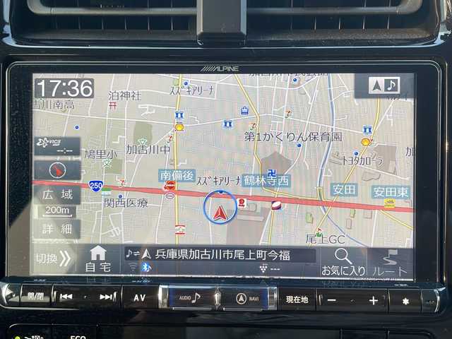 トヨタ プリウス A プレミアム 兵庫県 2018(平30)年 7万km アティチュードブラックマイカ 保証書/取扱説明書/社外メモリナビ/AM/FM/Bluetooth/TV/DVD/HDMI/バックカメラ/プッシュスタート/スマートキー×２/ドアバイザー/ETC/社外フロアマット/社外18インチアルミホイール/パワーシート運転席/シートヒーター/車線逸脱防止支援システム/追尾付きクルーズコントロール/衝突防止システム/ブラインドスポットモニター/モデリスタフルエアロ/前方ドライブレコーダー