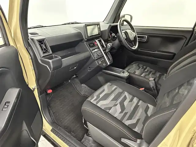 ダイハツ タフト G 熊本県 2020(令2)年 2.3万km サンドベージュメタリック 禁煙車/ガラスルーフ　/純正ナビ（ＣＤ・ＤＶＤ・フルセグ・ＢＴ・ＵＳＢ）/純正前後ドライブレコーダー　/バックカメラ　/前席シートヒーター　/前後クリアランスソナー　/衝突軽減ブレーキ　/横滑り防止　/アイドリングストップ/パーキングアシスト/ルーフレール/純正フロアマット/純正１５インチAW/オートライト/LEDヘッドライト/スマートキー/プッシュスタート/取扱説明書