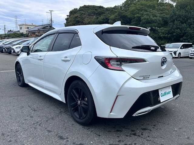 トヨタ カローラ スポーツ HVGスタイル50ミリオンED 大阪府 2022(令4)年 2.7万km プラチナホワイトパールマイカ ナビ　/フルセグ　/バックカメラ　/レーダークルーズコントロール　/ブラインドスポットモニター　/ハーフレザーシート　/シートヒータ　/ＵＳＢ　/ビルトインＥＴＣ　/ＬＥＤヘッドライト　/ＤＶＤキット　/前後ドラレコ