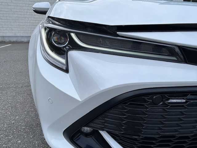 トヨタ カローラ スポーツ HVGスタイル50ミリオンED 大阪府 2022(令4)年 2.7万km プラチナホワイトパールマイカ ナビ　/フルセグ　/バックカメラ　/レーダークルーズコントロール　/ブラインドスポットモニター　/ハーフレザーシート　/シートヒータ　/ＵＳＢ　/ビルトインＥＴＣ　/ＬＥＤヘッドライト　/ＤＶＤキット　/前後ドラレコ