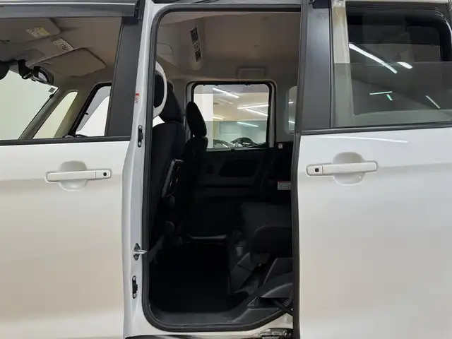 日産 デイズ ルークス ハイウェイスター Gターボ 群馬県 2017(平29)年 7.1万km ホワイトパール エマージェンシーブレーキ/社外メモリナビ/　　CD/DVD/BT/フルセグ/USB/iPod/アラウンドビューモニター/両側パワースライドドア/クルーズコントロール/LEDオートライト/純正15インチAW/アイドリングストップ/横滑り防止装置/サイドエアバッグ/スマートキー/ETC