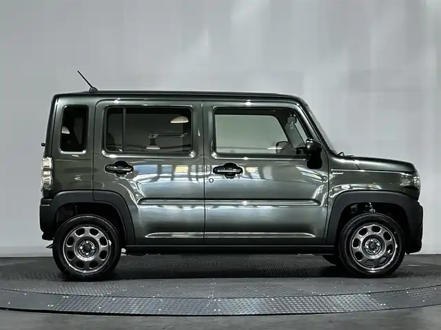 スズキ ハスラー HYBRID G 愛媛県 2025(令7)年 0.1万km クールカーキPM ・登録時走行距離165Km/・ディスプレイオーディオ/(ラジオ/Bluetooth)/・スズキセーフティサポート/・D/N席シートヒーター/・LEDヘッドライト/・プッシュスタート/・ステアリングリモコン/・スペアキー/・取扱説明書/・保証書