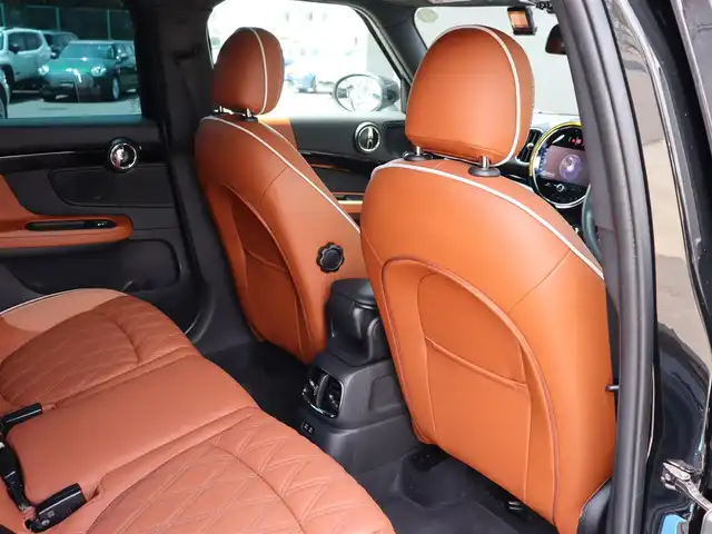 ＭＩＮＩ ＢＭＷ ミニ クロスオーバー クーパー S E オール4 長野県 2023(令5)年 1.3万km ミッドナイト・ブラック・メタリック ・モルトブラウンレザーシート/・純正ナビ /・バックカメラ /・CarPlay /・ACC /・衝突軽減B/・レーンディパチャーW /・パーキングアシスト /・コンフォートアクセス /・パワーシート/ヒータ /・パワーバックD /・オプション18インチアルミホイール