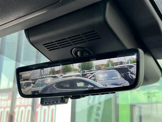 トヨタ アルファード Z 奈良県 2024(令6)年 1.2万km プラチナホワイトパールマイカ ワンオーナー/純正１４インチディスプレイオーディオ/（フルセグ/BT/AppleCarPlay/AndroidAuto)/左右独立ムーンルーフ/レーダークルーズコントロール/パノラミックビューモニター/ブラインドスポットモニター/プリクラッシュセーフティ/前後コーナーセンサー/レーンキープアシスト/パーキングアシスト/両側パワースライドドア/電動リアゲート/ヘッドアップディスプレイ/ブラックレザーシート/運転席メモリーシート/全席パワーシート/全席シートヒーター/全席エアーシート/ハンドルヒーター/デジタルインナーミラー/後席サンシェード/ETC2.0/前後ドライブレコーダー/純正18インチAW/保証書/取り扱い説明書/スペアキーX1