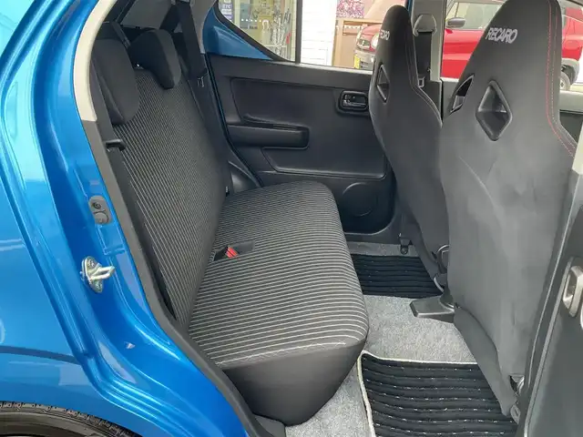 スズキ アルト ワークス 滋賀県 2019(平31)年 1.3万km ブリスクブルーM ワンオーナー/JAAA検査実施済み車両/検査時走行12313キロ/直列3気筒DOHC12バルブICターボ5速MT/カロッツェリアナビ（AVIC-RW901）/・フルセグTV・Bluetooth/バックモニター/純正レカロシート/純正フロントバンパーロアガーニッシュ/HKS EVC/CUSKO車高調/GREDDYインタークーラー/TRUSTエアクリーナー/モンスターフロントタワーバー/社外4連メーター/ブリッツマフラー/純正15インチAW/カロッツェリアドライブレコーダー/社外レーダー/純正マット/バイザー/取説/保証証/スペアキー/