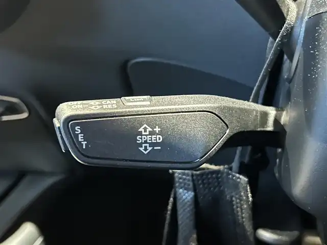 アウディ ＴＴクーペ 2．0 TFSI クワトロ 道央・札幌 2015(平27)年 4.4万km グレイシアホワイトメタリック アシスタンスパッケージアドバンスト/マトリクスLEDヘッドライト/AUDIサイドアシスト/レーンアシスト/パークアシスト/バックカメラ/ホールドアシスト/MMIナビゲーション/バーチャルコックピッド/パワーシート/パーキングエイド/社外GPSレーダー