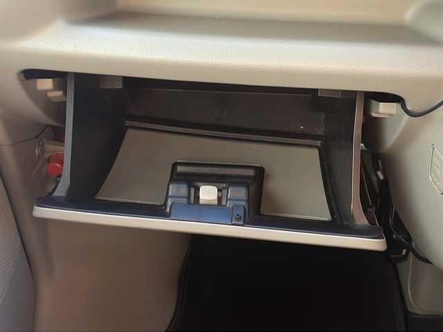 スズキ エブリィ ワゴン PZターボ スペシャル 東京都 2021(令3)年 5.6万km クールカーキPM 4WD/ターボ車/社外SDナビ　型式：CN-F1X10BLD/Bluetooth/フルセグTV/衝突被害軽減ブレーキ/車線逸脱警報装置/両側パワースライドドア/ETC/バックカメラ/プッシュスタート/スマートキー×2/シートヒーター/ドライブレコーダー/社外ステアリング（純正有り）/社外マフラー（純正有り）/社外フロントバンパー（純正有り）/社外テールランプ（純正有り）/スピーカー　/ルーフキャリア/マッドガード