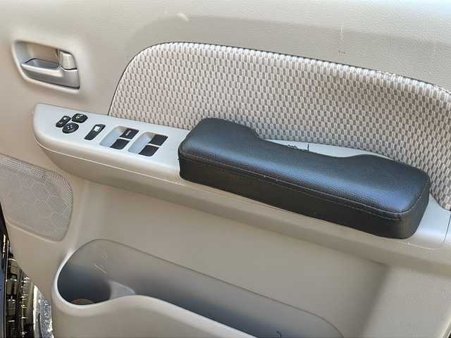 スズキ エブリィ ワゴン PZターボ スペシャル 東京都 2021(令3)年 5.6万km クールカーキPM 4WD/ターボ車/社外SDナビ　型式：CN-F1X10BLD/Bluetooth/フルセグTV/衝突被害軽減ブレーキ/車線逸脱警報装置/両側パワースライドドア/ETC/バックカメラ/プッシュスタート/スマートキー×2/シートヒーター/ドライブレコーダー/社外ステアリング（純正有り）/社外マフラー（純正有り）/社外フロントバンパー（純正有り）/社外テールランプ（純正有り）/スピーカー　/ルーフキャリア/マッドガード