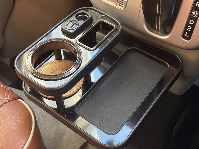 スズキ エブリィ ワゴン PZターボ スペシャル 東京都 2021(令3)年 5.6万km クールカーキPM 4WD/ターボ車/社外SDナビ　型式：CN-F1X10BLD/Bluetooth/フルセグTV/衝突被害軽減ブレーキ/車線逸脱警報装置/両側パワースライドドア/ETC/バックカメラ/プッシュスタート/スマートキー×2/シートヒーター/ドライブレコーダー/社外ステアリング（純正有り）/社外マフラー（純正有り）/社外フロントバンパー（純正有り）/社外テールランプ（純正有り）/スピーカー　/ルーフキャリア/マッドガード