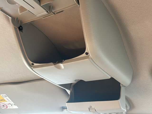 スズキ エブリィ ワゴン PZターボ スペシャル 東京都 2021(令3)年 5.6万km クールカーキPM 4WD/ターボ車/社外SDナビ　型式：CN-F1X10BLD/Bluetooth/フルセグTV/衝突被害軽減ブレーキ/車線逸脱警報装置/両側パワースライドドア/ETC/バックカメラ/プッシュスタート/スマートキー×2/シートヒーター/ドライブレコーダー/社外ステアリング（純正有り）/社外マフラー（純正有り）/社外フロントバンパー（純正有り）/社外テールランプ（純正有り）/スピーカー　/ルーフキャリア/マッドガード