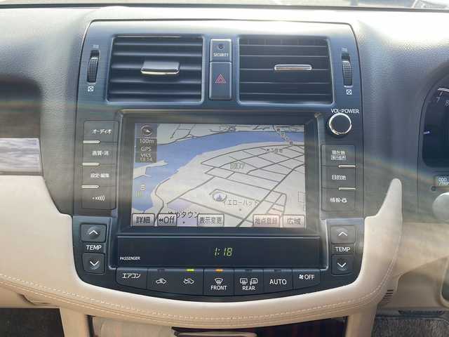 トヨタ クラウン ロイヤル ロイヤルサルーン 島根県 2011(平23)年 5.8万km プレミアムシルバーパール メーカーナビゲーション/フルセグ CD DVD/クルーズコントロール/バックカメラ/D/N席パワーシート/ビルトインETC/社外ドライブレコーダー/純正フロアマット/純正16インチアルミホイール