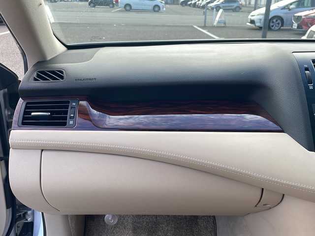 トヨタ クラウン ロイヤル ロイヤルサルーン 島根県 2011(平23)年 5.8万km プレミアムシルバーパール メーカーナビゲーション/フルセグ CD DVD/クルーズコントロール/バックカメラ/D/N席パワーシート/ビルトインETC/社外ドライブレコーダー/純正フロアマット/純正16インチアルミホイール