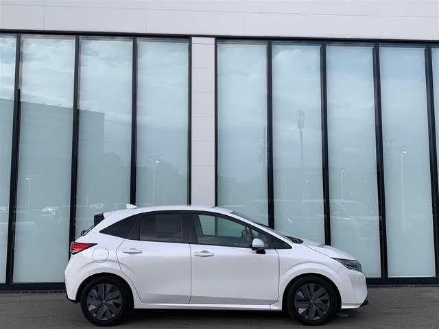 日産 ノート X 大阪府 2021(令3)年 5万km ピュアホワイトパール 社外ナビ/   CD/DVD/Bluetooth/USB/バックモニター/ステアリングスイッチ/ドライブレコーダー/コーナーセンサー/プッシュスタート/スマートキー/ビルトインＥＴＣ/三眼ＬＥＤライト