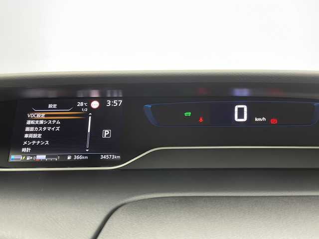 日産 セレナ e－パワー ハイウェイスター G 千葉県 2022(令4)年 3.5万km ブリリアントホワイトパール 禁煙車/360度セーフティーセンス/・プロパイロット/・インテリジェントクリアランスアラート/・エマージェンシーブレーキ/・ブラインドスポット警報/両側パワースライドドア/純正10インチナビ/・CD/DVD/Bluetooth/フルセグTV/アラウンドビューモニター/レーダークルーズコントロール/LEDオートライト/純正16インチアルミホイール/アイドリングストップ/プッシュスタート/スマートキー