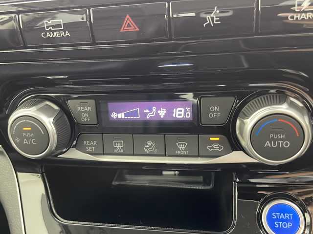 日産 セレナ e－パワー ハイウェイスター G 千葉県 2022(令4)年 3.5万km ブリリアントホワイトパール 禁煙車/360度セーフティーセンス/・プロパイロット/・インテリジェントクリアランスアラート/・エマージェンシーブレーキ/・ブラインドスポット警報/両側パワースライドドア/純正10インチナビ/・CD/DVD/Bluetooth/フルセグTV/アラウンドビューモニター/レーダークルーズコントロール/LEDオートライト/純正16インチアルミホイール/アイドリングストップ/プッシュスタート/スマートキー