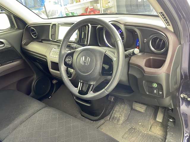 ホンダ Ｎ ＯＮＥ プレミアム 道央・札幌 2014(平26)年 5.5万km 青Ⅱ ・４WD/シティブレーキアクティブシステム/・純正メモリナビ（vxm-145vsi）/・CD/DVD/BT/ワンセグTV/・バックカメラ/・プッシュスタート/スマートキー/・エンジンスターター/・HIDヘッドライト/オートライト/・冬タイヤ社外AW付き積込み/・横滑り防止装置/・盗難防止装置