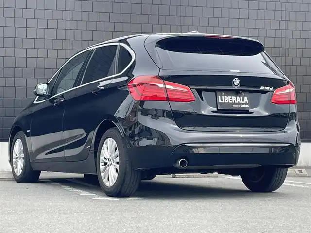 ＢＭＷ ２１８ｄ アクティブツアラー ラグジュアリー 静岡県 2016(平28)年 5.6万km サファイアブラックP インテリジェントセーフティ/衝突軽減ブレーキ/車線逸脱警告/IDriveHDDナビBluetooth/インターフェース　バックカメラ/ブラックレザーシートシートヒーター/パワーシート　運転席メモリー機能/リヤガラスフィルム施工/キーレス/ミラー一体型ETC/前後ドライブレコーダー