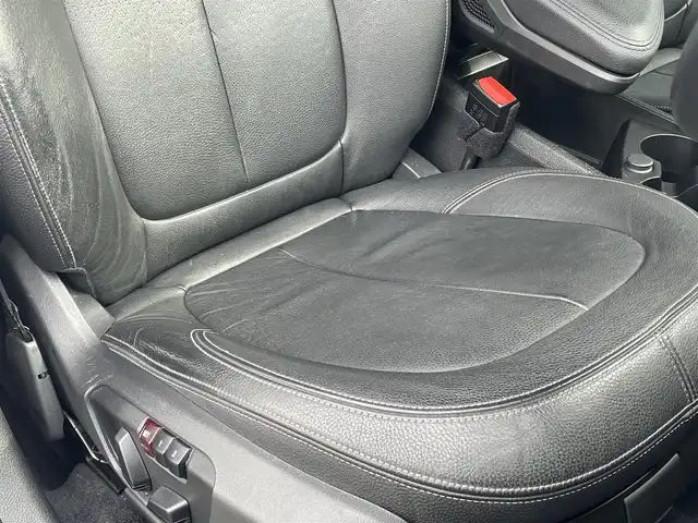 ＢＭＷ ２１８ｄ アクティブツアラー ラグジュアリー 静岡県 2016(平28)年 5.6万km サファイアブラックP インテリジェントセーフティ/衝突軽減ブレーキ/車線逸脱警告/IDriveHDDナビBluetooth/インターフェース　バックカメラ/ブラックレザーシートシートヒーター/パワーシート　運転席メモリー機能/リヤガラスフィルム施工/キーレス/ミラー一体型ETC/前後ドライブレコーダー