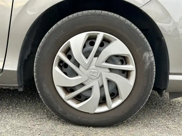 ホンダ フリード G ホンダセンシング 宮城県 2022(令4)年 2.9万km スーパープラチナグレーメタリック 1オーナー/ドラレコ//純正SDナビ（フルセグTV、DVD、CD、SD、BT、USB）//ETC//純正フロアマット//追従型クルコン//前席エアシート・シートヒーター//スペアキー//社外AW//純正鉄チン//ワイパーデアイサー//バックカメラ//両側パワースライド//レーントレーシングアシスト//オートライト//プリクラッシュセーフティ//横滑り防止機能