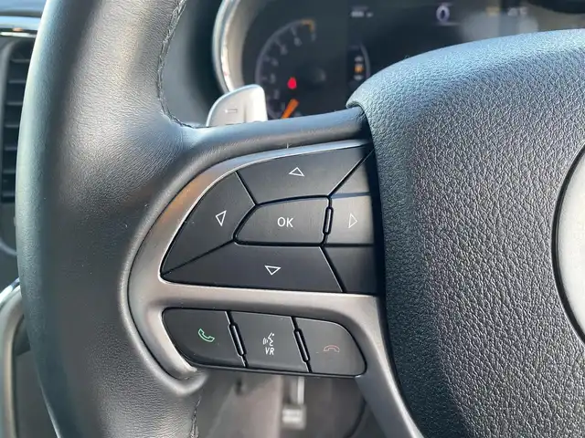 クライスラー・ジープ ジープ グランドチェロキー アルティテュード 福岡県 2018(平30)年 4.2万km ワインⅡ ・クルーズコントロール/・純正ナビ／ＢＴ／ＵＳＢ／ＡＵＸ/・バック／フロントカメラ/・ハーフレザーシート／シートヒーター/・ドライブレコーダー/・フルセグ/・ＥＴＣ/・純正２０ＡＷ/・LEDライト