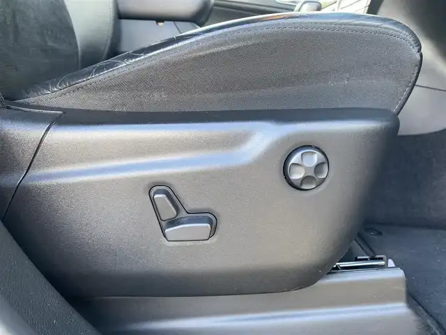 クライスラー・ジープ ジープ グランドチェロキー アルティテュード 福岡県 2018(平30)年 4.2万km ワインⅡ ・クルーズコントロール/・純正ナビ／ＢＴ／ＵＳＢ／ＡＵＸ/・バック／フロントカメラ/・ハーフレザーシート／シートヒーター/・ドライブレコーダー/・フルセグ/・ＥＴＣ/・純正２０ＡＷ/・LEDライト