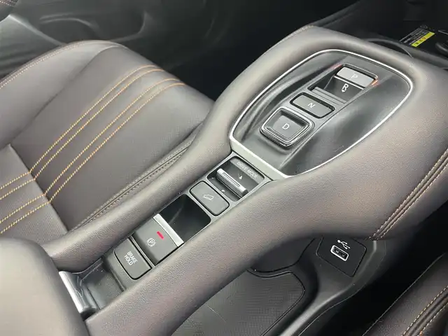 ホンダ ＺＲ－Ｖ ハイブリッド e:HEV Z ブラックスタイル 茨城県 2024(令6)年 2.7万km クリスタルブラックパール 純正メモリナビ(フルセグ)/ホンダセンシング/レーンキープアシスト/前後クリアランスソナー/全方位カメラ/合皮シート/メモリーパワーシート/前席シートヒーター・パワーシート/パドルシフト/純正アルミホイール/LEDオートライト/追従クルーズコントロール/ビルトインETC2.0/電動リアゲート