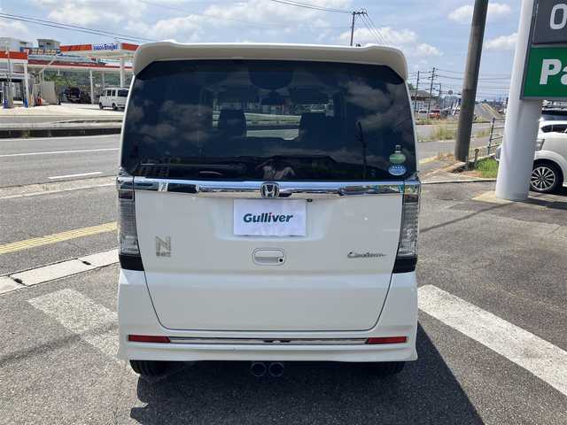 ホンダ Ｎ ＢＯＸ カスタムGターボSSブラッククタイル 広島県 2017(平29)年 3.7万km プレミアムホワイトパールⅡ 新車ワンオーナー/両側パワースライドドア/純正ナビ/バックカメラ/地デジTV/Bluetooth/無限グリル/社外センターマフラー/ハーフレザーシート/シティブレーキ/クルーズコントロール/パドルシフト/HIDヘッドライト/オートライト/前席シートヒーター/新車保証書/取扱説明書/スペアキー