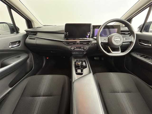 日産 ノート X FOUR 道央・札幌 2022(令4)年 3.6万km スーパーブラック ・４WD/・コネクトナビ/　BT/USB/HDMI/フルセグ/・アラウンドビューモニター/・デジタルインナーミラー/・ワイヤレス充電/・ビルトインETC2.0/・プロパイロット/・エマージェンシーブレーキ/・レーダークルーズコントロール/・レーンキープアシスト/・クリアランスソナー/・BSM/・オートハイビーム/・前席シートヒーター/・ステアリングヒーター/・プッシュスタート/・スマートキー/・純正フロアマット