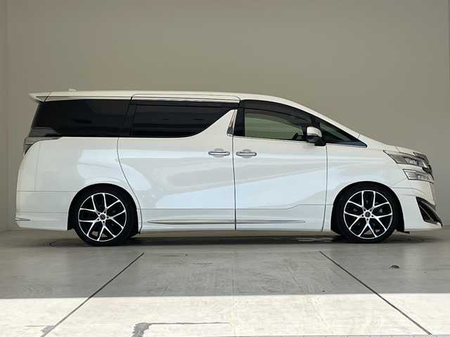 トヨタ ヴェルファイア エグゼクティブ ラウンジ 愛知県 2019(令1)年 4万km ホワイトパールクリスタルシャイン 純正9型ナビ/フリップダウンモニター/プレミアムサウンドJBL/全方位カメラ/モデリスタエアロ/両側パワースライドドア/Ｗサンルーフ/レーダークルーズコントロール/シートヒーター/エアシート/バックカメラ/電動リアゲート/パワーシート/コーナーセンサー/アルミホイール/ETC2.0/ブラインドスポットモニター/LEDヘッドライト/ステアリングヒーター/インテリジェントミラー/リアオートエアコン/オートマチックハイビーム/衝突軽減システム/フルセグ/CD DVD/Bluetooth/ステアリングスイッチ/スマートキー/プッシュスタート