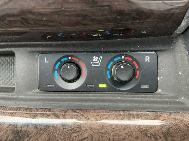 トヨタ ヴェルファイア エグゼクティブ ラウンジ 愛知県 2019(令1)年 4万km ホワイトパールクリスタルシャイン 純正9型ナビ/フリップダウンモニター/プレミアムサウンドJBL/全方位カメラ/モデリスタエアロ/両側パワースライドドア/Ｗサンルーフ/レーダークルーズコントロール/シートヒーター/エアシート/バックカメラ/電動リアゲート/パワーシート/コーナーセンサー/アルミホイール/ETC2.0/ブラインドスポットモニター/LEDヘッドライト/ステアリングヒーター/インテリジェントミラー/リアオートエアコン/オートマチックハイビーム/衝突軽減システム/フルセグ/CD DVD/Bluetooth/ステアリングスイッチ/スマートキー/プッシュスタート