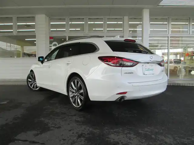 マツダ アテンザ ワゴン XD Lパッケージ 千葉県 2019(平31)年 7.7万km スノーフレイクホワイトパールマイカ ワンオーナー/純正SDナビ、フルセグTV(キャンセラー有)/360°ビューモニター/純正オーディオ【DVD/CD/BT/USB】/LEDヘッドライト/BOSEサウンドシステム/SBS/SCBS(衝突被害軽減ブレーキシステム)/レーダークルーズコントロール/レーンキープアシスト/ヘッドアップディスプレイ/ブラインドスポットモニター/前後コーナーセンサー/パドルシフト付き革巻きステアリング/白本革シート/運転席シートメモリ/前席パワーシート/シートヒーター/エアシート/ステアリングヒーター/レインクリアリングブルーミラー/純正19インチアルミホイール/純正前方ドライブレコーダー/ETC/スペアキー/取扱説明書/ナビ取扱説明書/新車時保証書/マツダ整備記録簿(R2/3/4/6/7)