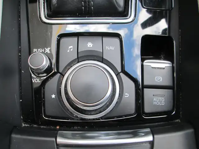 マツダ アテンザ ワゴン XD Lパッケージ 千葉県 2019(平31)年 7.7万km スノーフレイクホワイトパールマイカ ワンオーナー/純正SDナビ、フルセグTV(キャンセラー有)/360°ビューモニター/純正オーディオ【DVD/CD/BT/USB】/LEDヘッドライト/BOSEサウンドシステム/SBS/SCBS(衝突被害軽減ブレーキシステム)/レーダークルーズコントロール/レーンキープアシスト/ヘッドアップディスプレイ/ブラインドスポットモニター/前後コーナーセンサー/パドルシフト付き革巻きステアリング/白本革シート/運転席シートメモリ/前席パワーシート/シートヒーター/エアシート/ステアリングヒーター/レインクリアリングブルーミラー/純正19インチアルミホイール/純正前方ドライブレコーダー/ETC/スペアキー/取扱説明書/ナビ取扱説明書/新車時保証書/マツダ整備記録簿(R2/3/4/6/7)