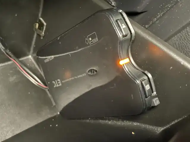 トヨタ ８６ GT 愛知県 2015(平27)年 9.5万km ピュアレッド 社外ナビ　バックカメラ　ＭＴ　禁煙車　フルセグＴＶ　ＤＶＤ　Ｂｌｕｅｔｏｏｔｈ　ＥＴＣ　クルーズコントロール　前後ドラレコ　オートライト　フォグランプ　純正１７インチアルミ　純正マット　スペアタイヤ