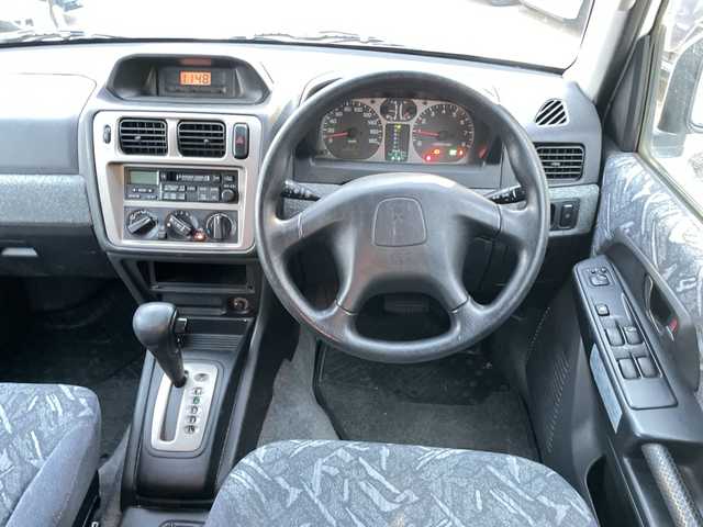 三菱 パジェロ イオ ZR 神奈川県 1999(平11)年 6.5万km フェアリーホワイト/ハミルトンシルバー ワンオーナー/4WD/前後ドライブレコーダー/純正フロアマット/純正ドアバイザー/保証書/取扱説明書