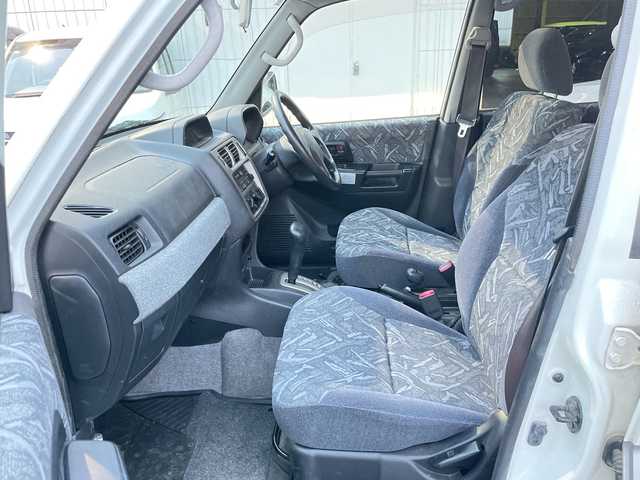 三菱 パジェロ イオ ZR 神奈川県 1999(平11)年 6.5万km フェアリーホワイト/ハミルトンシルバー ワンオーナー/4WD/前後ドライブレコーダー/純正フロアマット/純正ドアバイザー/保証書/取扱説明書