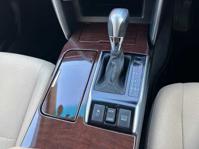 トヨタ マークＸ 250G 埼玉県 2012(平24)年 13.2万km ホワイトパールクリスタルシャイン (株)IDOMが運営する【じしゃロン熊谷店】の自社ローン対象車両になります。こちらは現金ご利用時の価格です。自社ローンご希望の方は別途その旨お申付け下さい。/純正ナビ/（CD/DVD/BT/ラジオ/フルセグ）/バックカメラ/ビルトインETC/D席パワーシート/純正フロアマット/ドアバイザー/HID/オートライト/フォグランプ/純正アルミホイール/スマートキー/プッシュスタート