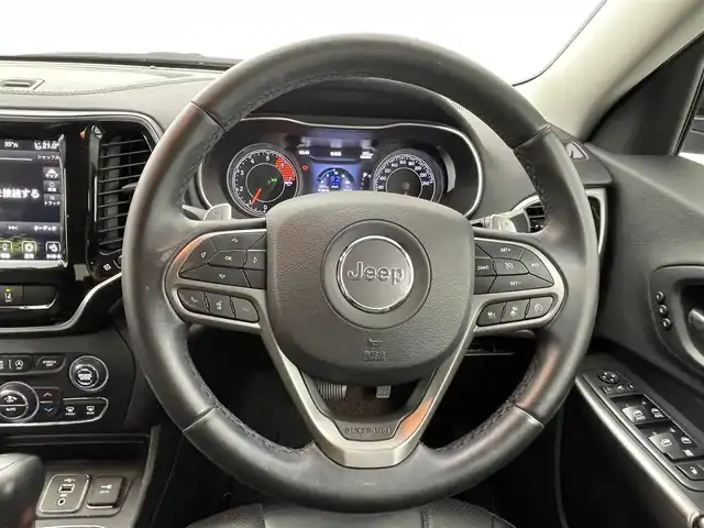 クライスラー・ジープ ジープ チェロキー リミテッド 熊本県 2020(令2)年 4.8万km ダイヤモンドブラッククリスタル ワンオーナー　/純正ナビ　/社外前後ドライブレコーダー　/ＥＴＣ２．０　/レーダークルーズコントロール/前後クリアランスソナー　/前席シートヒーター　/前席エアーシート　/前席パワーシート　/パワーバックドア　/衝突軽減ブレーキ　/レーンキープアシスト/ブラインドスポットモニター/横滑り防止/アイドリングストップ/純正フロアゴムマット/純正１８インチAW/オートライト/LEDヘッドライト/フォグライト/スマートキー/プッシュスタート/スペアキー1本/保証書/取扱説明書