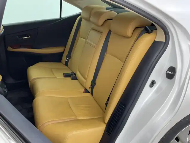 レクサス ＨＳ 250h バージョンI 新潟県 2010(平22)年 5.2万km ホワイトパールクリスタルシャイン 純正ＨＤＤナビ（CD・MD・USB・DVD）/レザーシート　/バックフロントカメラ　/前席パワーシート/前席シートヒーター/前席エアシート　/メモリーシート　/前後コーナーセンサー　/クルーズコントロール　/フルセグ　/オートライト/純正ビルトインETC　/アイドリングストップ/ウッドコンビステアリング/ステアリングリモコン/コーナーポール/リアサンシェード/スマートキー/スペアキー/純正フロアマット/純正１７インチアルミホイール