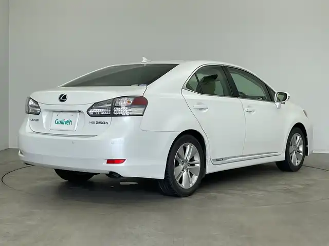 レクサス ＨＳ 250h バージョンI 新潟県 2010(平22)年 5.2万km ホワイトパールクリスタルシャイン 純正ＨＤＤナビ（CD・MD・USB・DVD）/レザーシート　/バックフロントカメラ　/前席パワーシート/前席シートヒーター/前席エアシート　/メモリーシート　/前後コーナーセンサー　/クルーズコントロール　/フルセグ　/オートライト/純正ビルトインETC　/アイドリングストップ/ウッドコンビステアリング/ステアリングリモコン/コーナーポール/リアサンシェード/スマートキー/スペアキー/純正フロアマット/純正１７インチアルミホイール