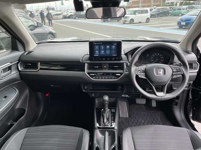 ホンダ ＷＲ－Ｖ Z 愛知県 2024(令6)年 0.4万km クリスタルブラックパール 純正8型ディスプレイオーディオナビ/レーダークルーズコントロール/バックカメラ/コーナーセンサー/純正アルミホイール/LEDヘッドライト/パドルシフト/レーンキープアシスト/オートマチックハイビーム/ドライブレコーダー/ETC/衝突軽減システム/フルセグ/Bluetooth/ステアリングスイッチ/スマートキー/プッシュスタート