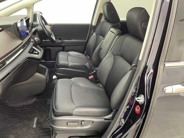 ホンダ オデッセイ ハイブリッド e:HEVアブソルート EX 兵庫県 2020(令2)年 5.5万km プレミアムヴィーナスブラックP 純正ナビ(Bluetooth/CD/DVD/USB/フルセグTV)/全周囲カメラ/両側パワースライドドア/ハーフレザーシート/電動リアゲート/オットマン/パワーシート/純正アルミホイール/純正フロアマット/LEDヘッドライト/衝突軽減システム/スペアキー/保証書/追従クルーズコントロール/ETC