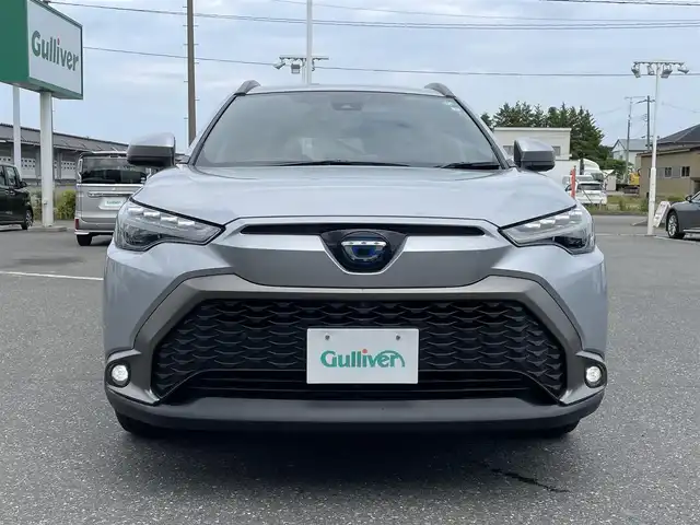 トヨタ カローラ クロス ハイブリッド Z 青森県 2023(令5)年 2万km シルバーメタリック 純正ディスプレイオーディオ/フルセグTV/CD/DVD/BT/バックカメラ、パノラミックビューモニター/前席シートヒーター/ETC2.0/トヨタセーフティセンス/アダプティブクルーズコントロール/オートマチックハイビーム/横滑り防止装置/パワーリヤゲート/ステアリングヒーター/D席パワーシート