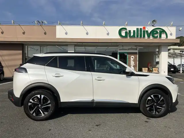 プジョー ２００８ アリュール 三重県 2020(令2)年 6.9万km 白 ♪車検R9年12月24日/♪ディスプレイオーディオ/・AppleCarPlay・AndroidAuto/・Bluetooth・USB/♪全方位モニター/♪バックカメラ/♪アクティブセーフティブレーキ/・ディスタンスアラート/・エマージェンシーブレーキ/・インテリジェントエマージェンシーブレーキアシスト/♪トラフィックサインインフォメーション/・メーターパネル表示/・道路標識の認識機能/♪アクティブクルーズコントロール/(ストップ&ゴー機能付き)/♪レーンキープアシスト/♪ドライバーアテンションアラート/♪パーキングセンサー/♪スマートキー/♪プッシュスタート/♪ハーフレザーシート/♪パドルシフト/♪ドライブレコーダー(前後）/♪ETC/♪LEDヘッドライト/♪ウインカーミラー/♪オートライト/♪オートマチックハイビーム/♪オートワイパー/♪ステアリングスイッチ/♪置くだけ充電/♪DRIVEMODE/♪ルーフレール/♪サイド/カーテンエアバック/♪純正17インチアルミ/♪フロアマット/♪ライトレベリング/♪スペアタイヤ