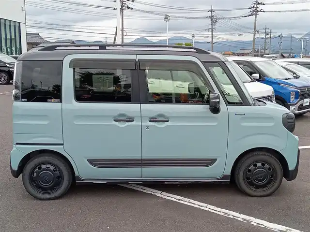 車両画像16