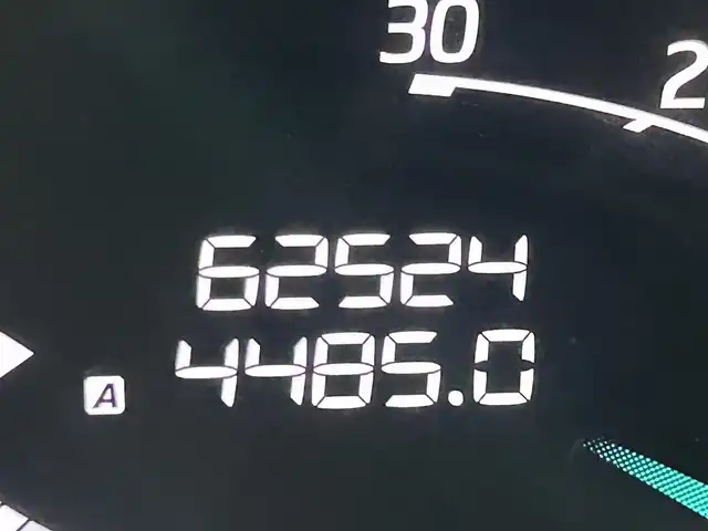 日産 セレナ HWS S HV Vセレ +Sefty 大阪府 2015(平27)年 6.3万km ブリリアントホワイトパール 社外ナビ(フルセグ/DVD再生/Bluetooth) バックカメラ 後席モニター 両側パワースライドドア レーンアシスト クルコン オートライト アイドリングストップ HIDヘッドライト スマートキー