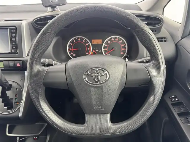 トヨタ ウィッシュ 1．8X 愛知県 2016(平28)年 8.6万km オレンジM 純正ナビ　/（ワンセグ/BT/CD） /バックモニター　/コーナーセンサー　/横滑り防止　/電動格納ミラー　/ドライブレコーダー　/ETC　/純正ホイールキャップ　/スマートキー