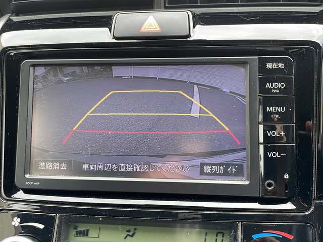 トヨタ カローラ フィールダー 1．5G プラスレッド 広島県 2016(平28)年 10.3万km ブラックマイカ /登録時走行距離/　　　　　　　102731キロ/ワンオーナー/アイドリングストップ/純正ナビ/バックカメラ/地デジ/ハーフレザーシート/ETC/新車時整備手帳/　　【保証書】/取扱説明書/