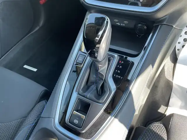 スバル レヴォーグ 1．8GT－H EX 石川県 2023(令5)年 6.1万km クリスタルホワイトP 4WD/ターボ/メーカー純正ナビ/フルセグTV/バックカメラ/LEDヘッドライト/ETC/ドライブレコーダー/パワーバックドア/レーダークルーズ/アイサイト/純正アルミホイール/ブラインドスポットモニター/スマートキー/プッシュスタート/パワーシート/保証書