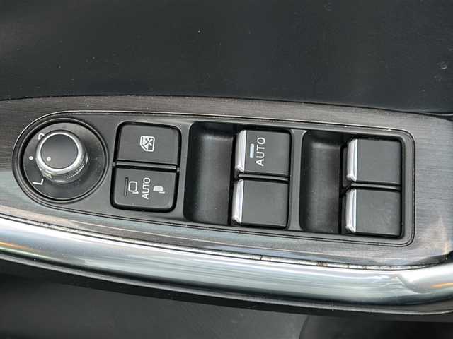 マツダ ＣＸ－５ XD Lパッケージ 鹿児島県 2016(平28)年 7.3万km ジェットブラックマイカ ナビ/TV/ETC/Bluetooth接続/バックカメラ/パワーシート/クルーズコントロール/本革シート/本革巻きステアリング/LEDヘッドライト/オートライト/純正19インチアルミホイール/MTモード付AT/ワンオーナー/スマートキー/プッシュスタート/シートヒーター/ケンスタイルエアロ/レーンキープアシスト/横滑り防止装置